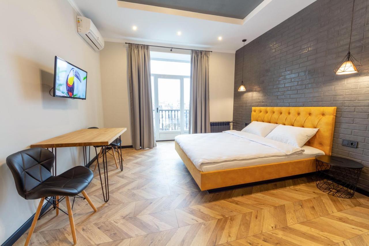 Central Apartments Maidan Area Kiev Ngoại thất bức ảnh