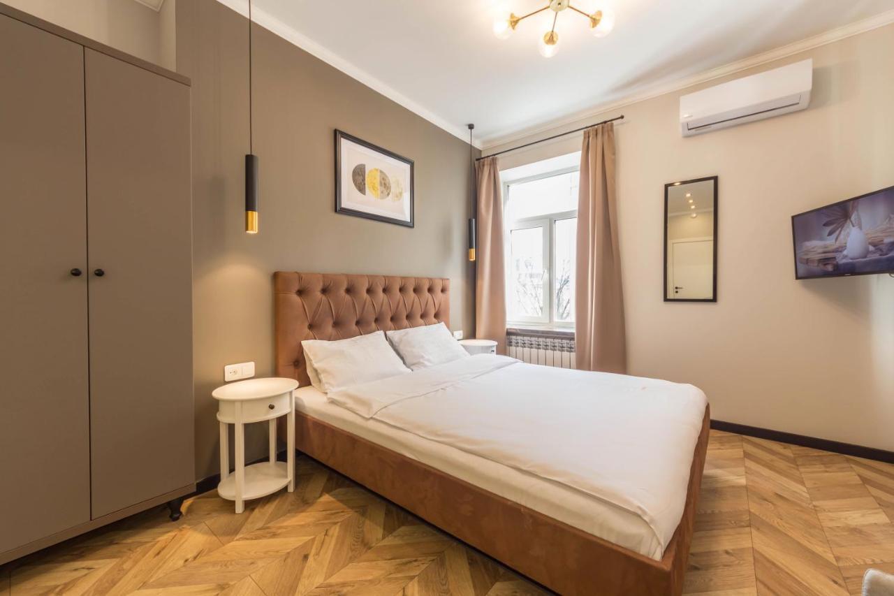 Central Apartments Maidan Area Kiev Ngoại thất bức ảnh