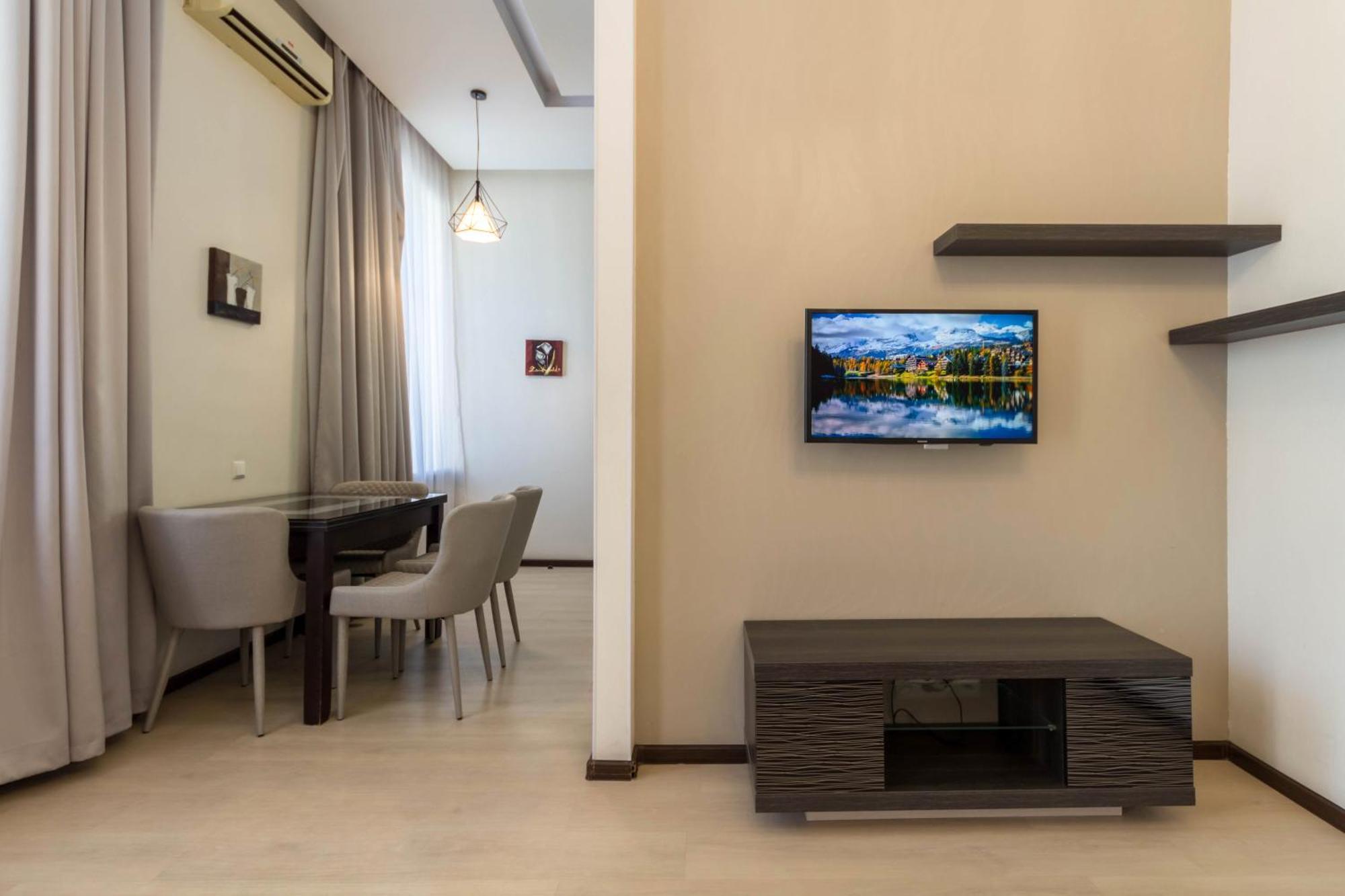 Central Apartments Maidan Area Kiev Ngoại thất bức ảnh