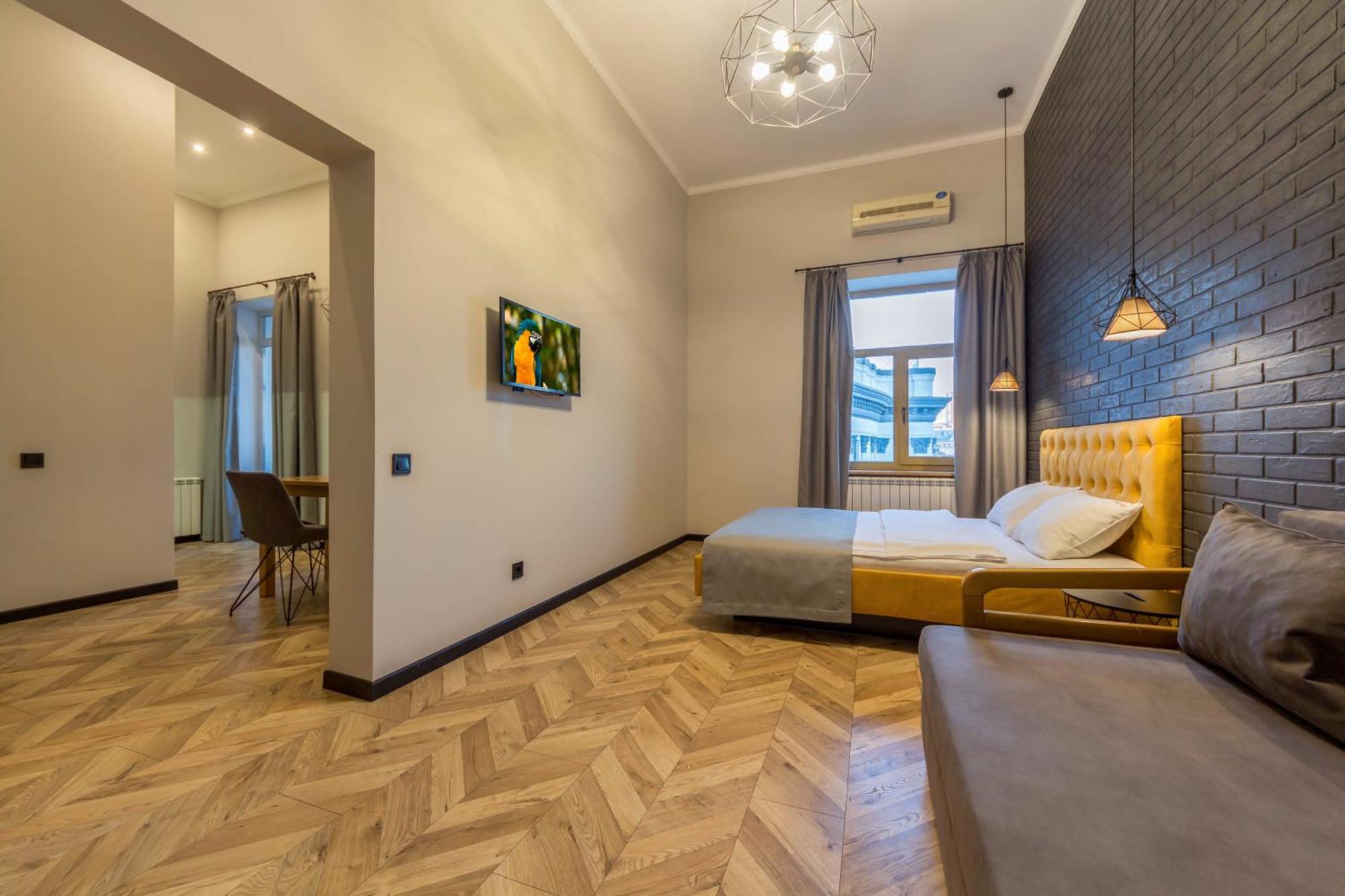 Central Apartments Maidan Area Kiev Ngoại thất bức ảnh