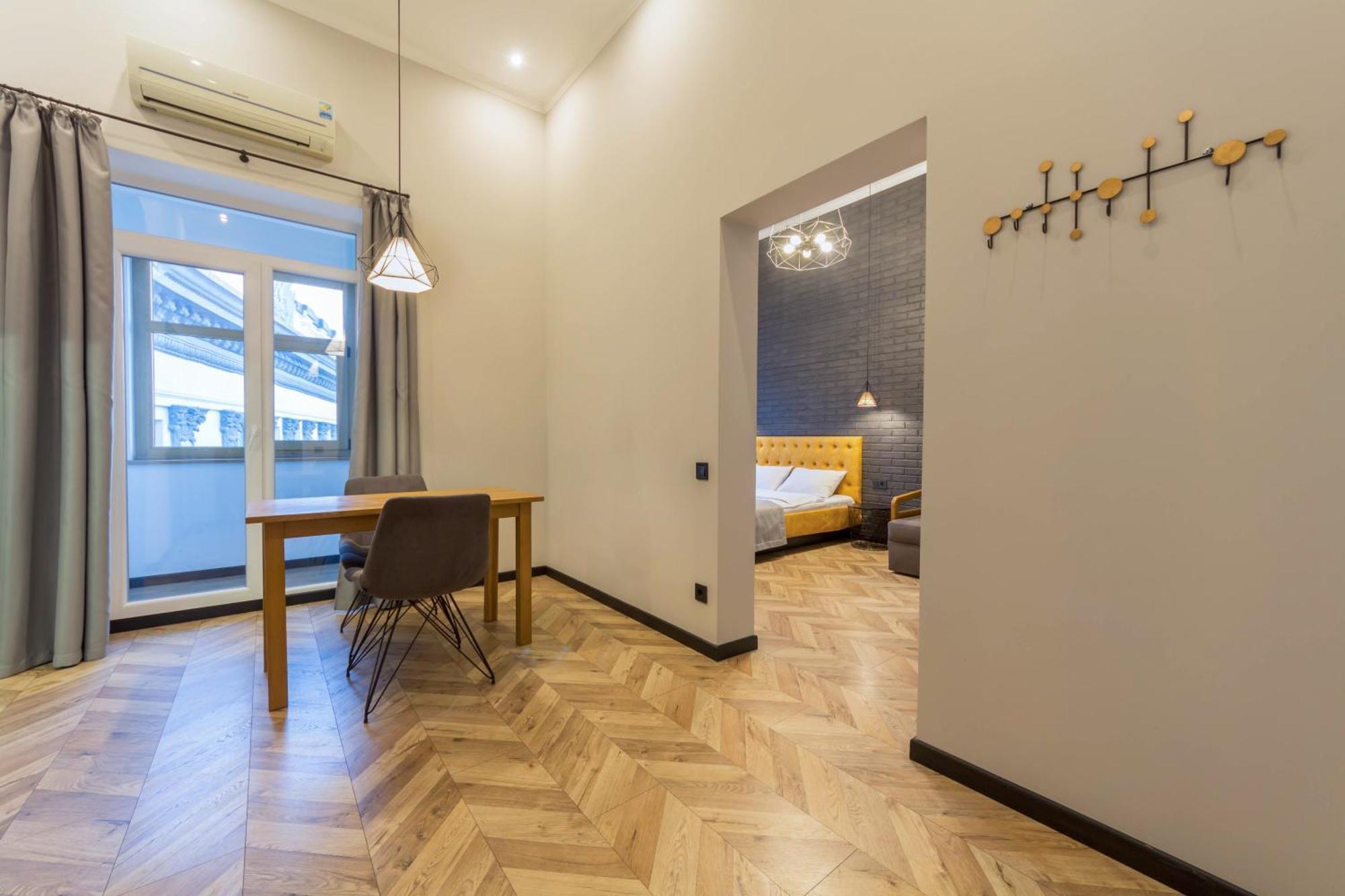 Central Apartments Maidan Area Kiev Ngoại thất bức ảnh